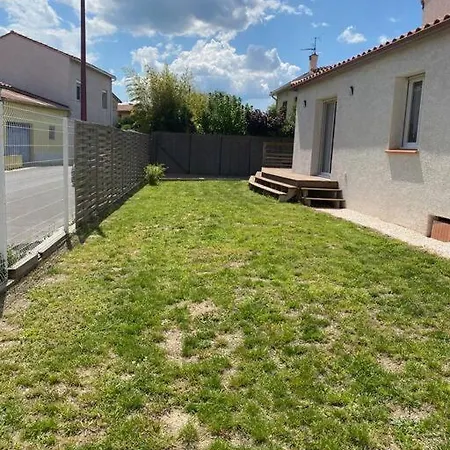 Сasa de vacaciones Maison Calme Dans Village Typique Du Sud 4 Etoiles