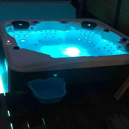 Maison Calme Dans Village Typique Du Sud 4 Etoiles Сasa de vacaciones Palau-del-Vidre