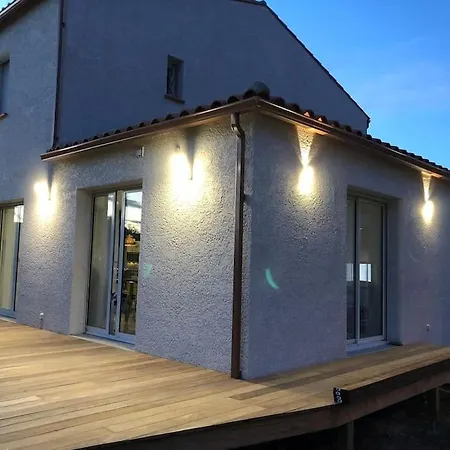 Maison Calme Dans Village Typique Du Sud 4 Etoiles Сasa de vacaciones