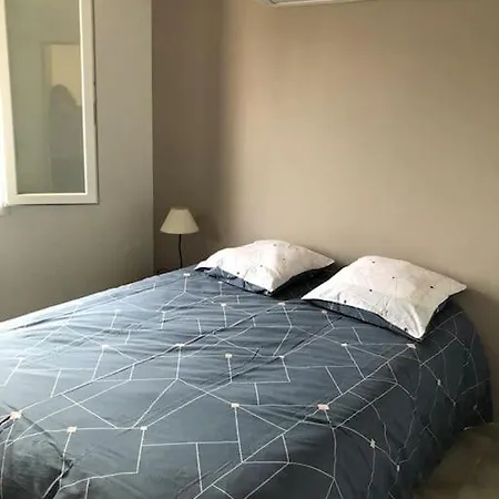 Maison Calme Dans Village Typique Du Sud 4 Etoiles Palau-del-Vidre